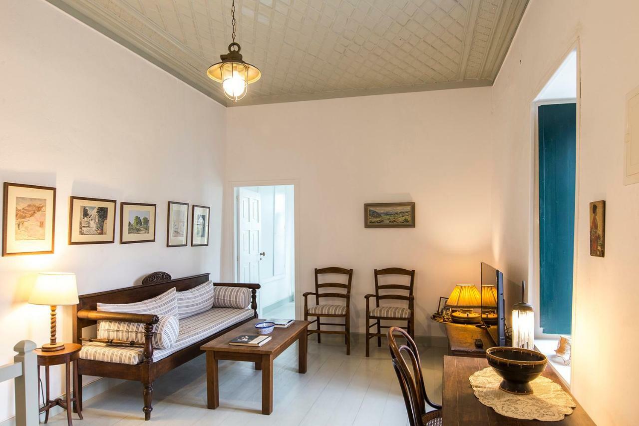 Two Olive Trees Guest House Spetses Town Ngoại thất bức ảnh