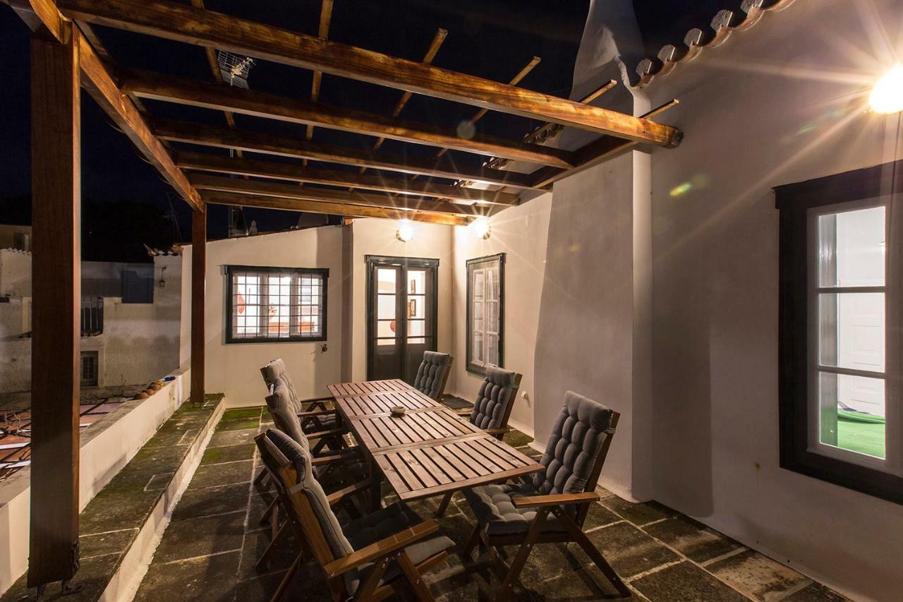 Two Olive Trees Guest House Spetses Town Ngoại thất bức ảnh
