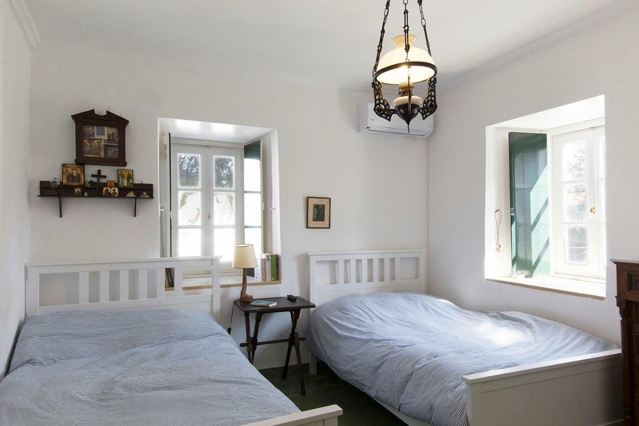 Two Olive Trees Guest House Spetses Town Ngoại thất bức ảnh
