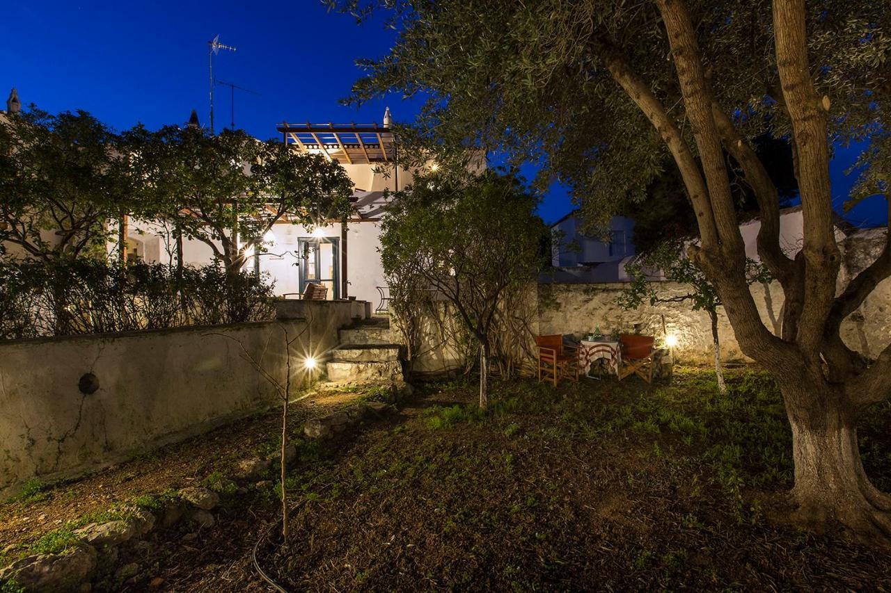 Two Olive Trees Guest House Spetses Town Ngoại thất bức ảnh