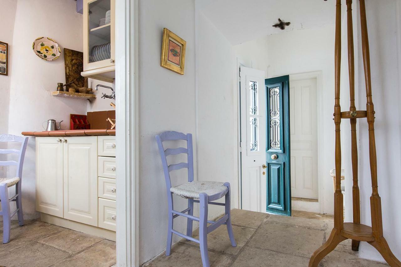 Two Olive Trees Guest House Spetses Town Ngoại thất bức ảnh